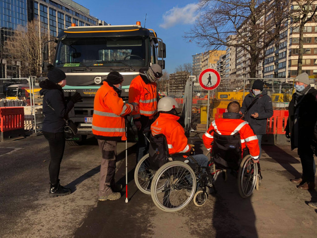 Chantier du tram : collaboration avec les personnes à mobilité réduite