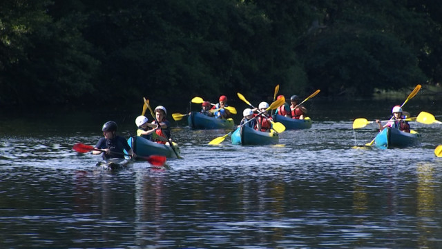 Le kayak et ses stages d'été connaissent un réel engouement au Royal Mava Club Sauheid