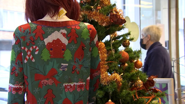 "Les petits riens": Le vrai pull de Noël est celui qu'on donne