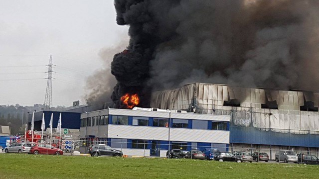 Incendie à Wandre: La société Van Gansewinkel vers Seraing