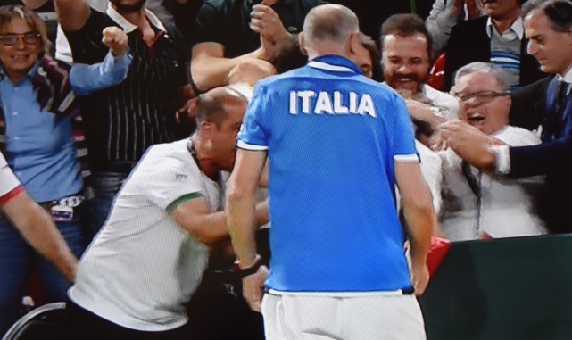 Coupe Davis : l'Italie revient à 2-1