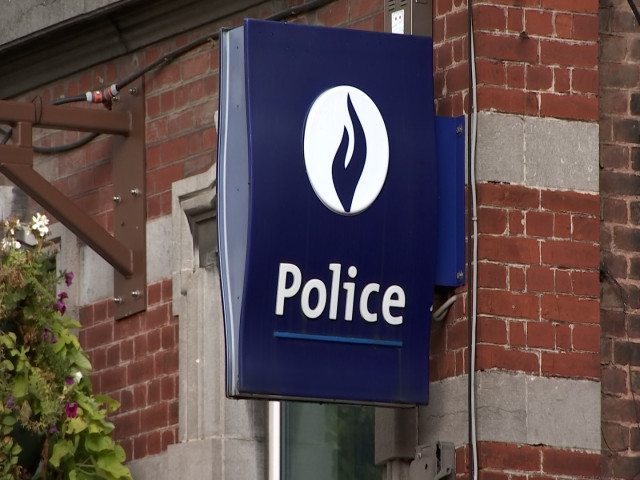 Deux arrestations et plusieurs armes saisies à Liège