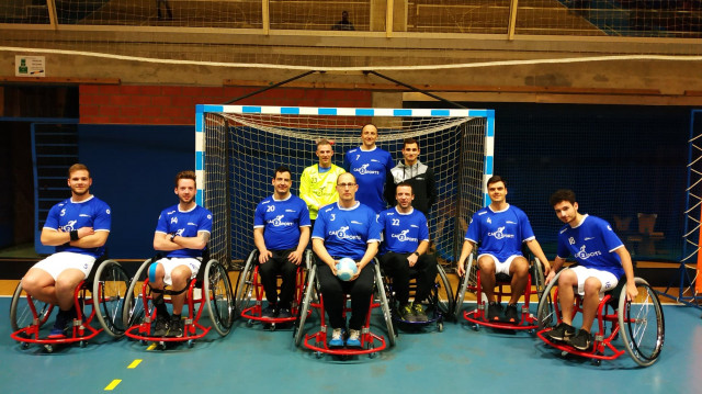 Beyne-Heusay: une équipe de handball en fauteuil roulant
