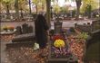 Toussaint : l'ambiance dans les cimetières