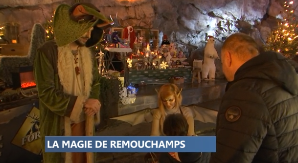 Magie de Noël dans les grottes de Remouchamps