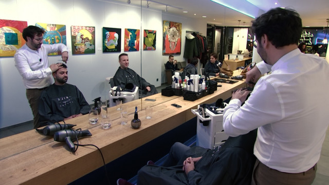 XPO253 : le salon de coiffure qui se transforme en galerie d'art